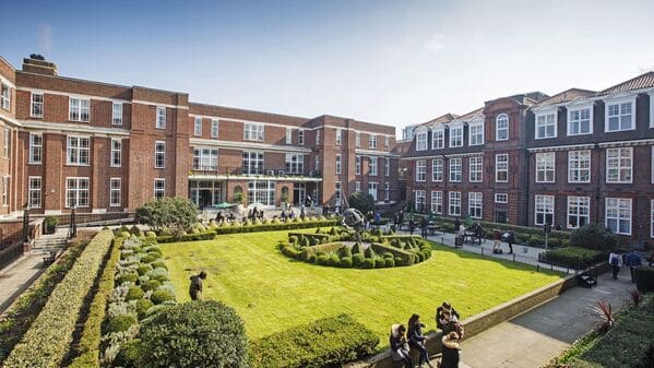 regents-university